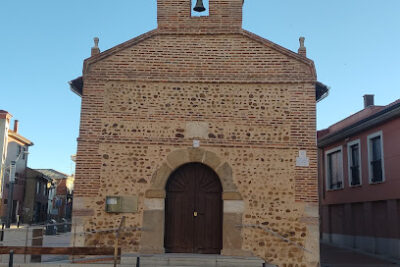 Ermita de Santiago - Trobajo del Camino