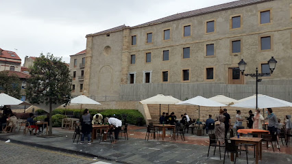 Antiguo convento de las Agustinas Recoletas - Fábrica de Tabacos