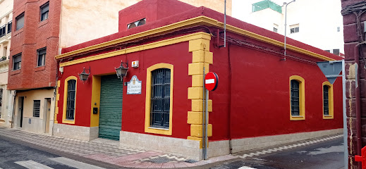 Iglesia El Silencio. Casa De Hermandad - Almería