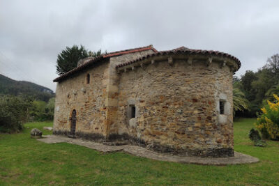 Ermita de San Román de Escalante