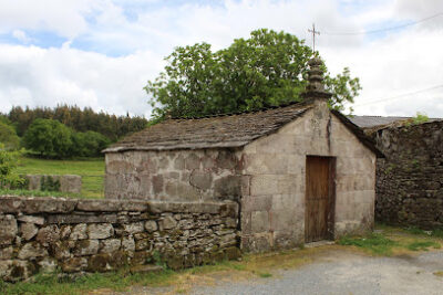 Capilla de la Virgen de los Dolores - Lourido
