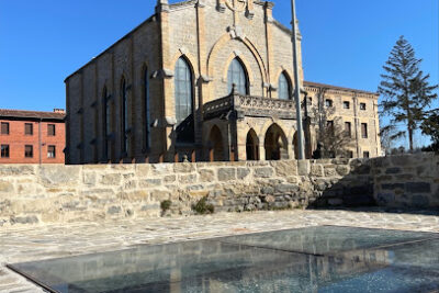 Convento de las Religiosas Hijas de San José - Pamplona