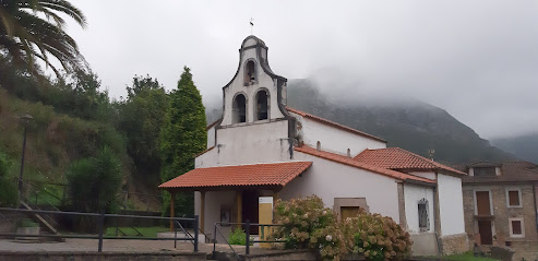 Iglesia de Santolaya