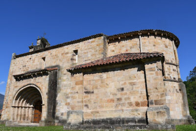 Iglesia Románica de San Facundo y San Primitivo - Silió