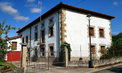 Convento Mercedarias de la Caridad – Casa de Oración “Haitzur” - Eguino