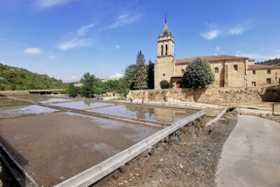 Villaconesko Andra Mari Eliza/Iglesia Santa María de Villacones - Salinas de Añana