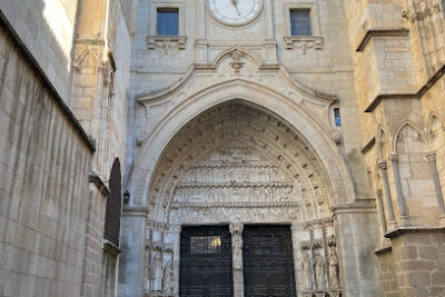 Iglesia Puerta del Reloj - Toledo