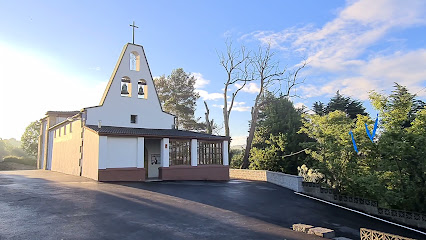 Iglesia y cementerio de Santiago de Pruvia