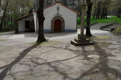Capela da Nosa Señora de Augas Santas - Frades