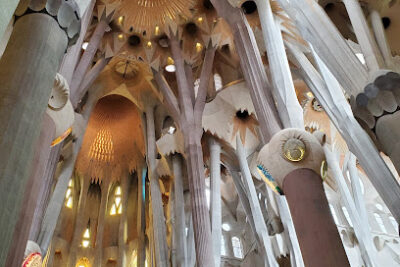 Parroquia Sagrada Familia y Cripta - Barcelona