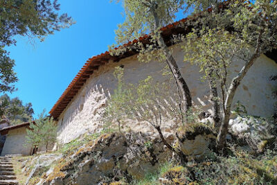 Ermita Santa María de Mellera. - Barrio