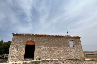 Ermita de San Roque de Fuendetodos - La Puebla de Albortón