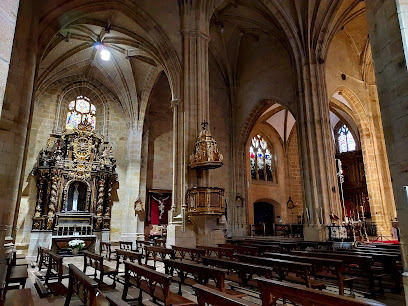 Iglesia Parroquial de Nuestra Señora de la Asunción y del Manzano