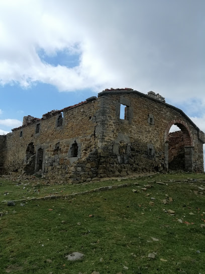 Ermita de Serrias (Ruinas)