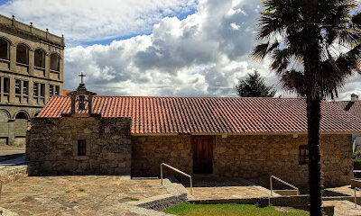 Cruceiro de la Ermita de Nuestra Señora de Gracia - A Pasaxe