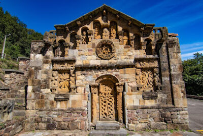 Iglesia de Santa María de Llogrezana - Posada