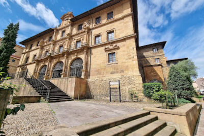 Monasterio de San Pelayo - Oviedo