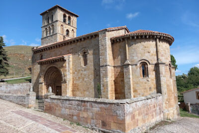 Iglesia Colegiata de San Pedro de Cervatos