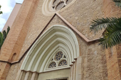 Iglesia Deutschsprachige katholische Pfarrei Sankt Albertus Magnus - Barcelona